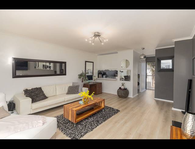 2 BEDROOM CLUSTER RENTED IN BLOUBERG RISE